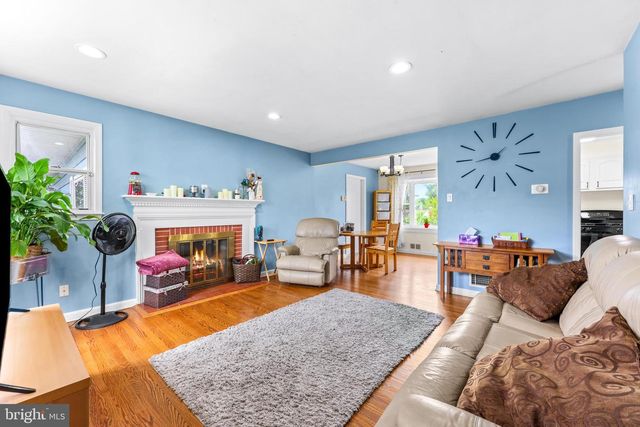 1137 MCHENRY DR, Glen Burnie, MD 21061