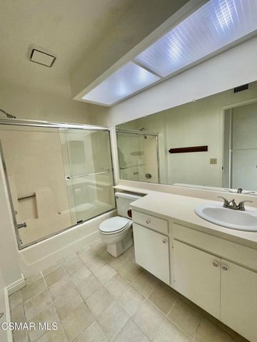 596 Aspen Ridge Court, Oak Park, CA 91377