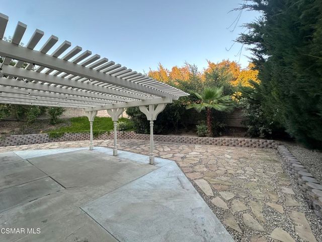 596 Aspen Ridge Court, Oak Park, CA 91377