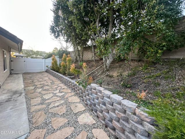596 Aspen Ridge Court, Oak Park, CA 91377