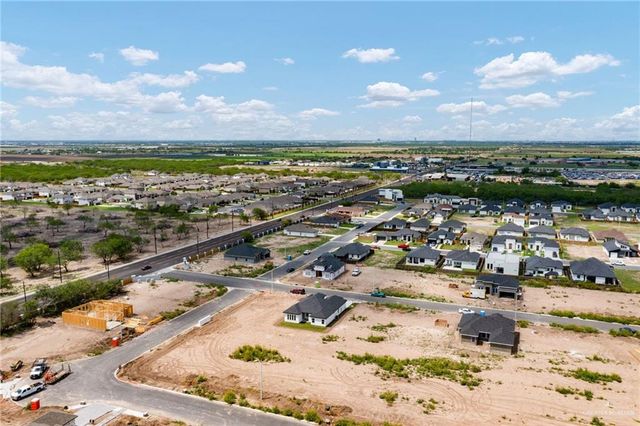 2808 E Sabinal Avenue, Hidalgo, TX 78557