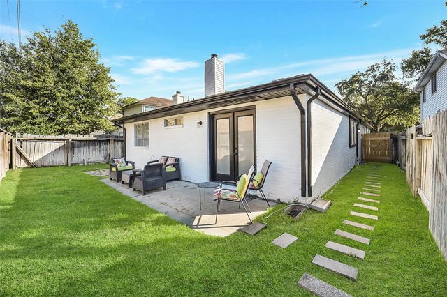 12158 Bowsman Drive, Tomball, TX 77377