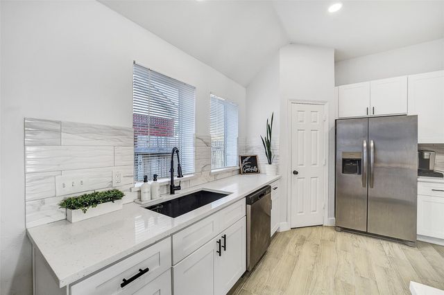 12158 Bowsman Drive, Tomball, TX 77377