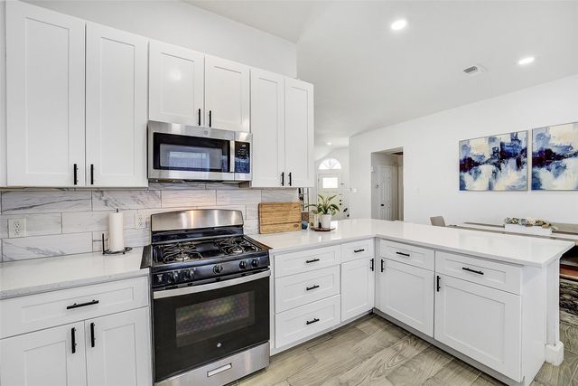 12158 Bowsman Drive, Tomball, TX 77377