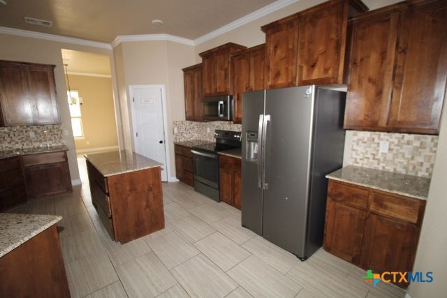 8500 Platinum Drive, Killeen, TX 76542