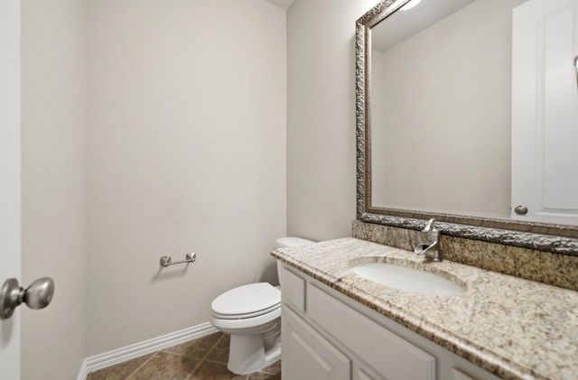 132 Silver Rose Boulevard, Burleson, TX 76028