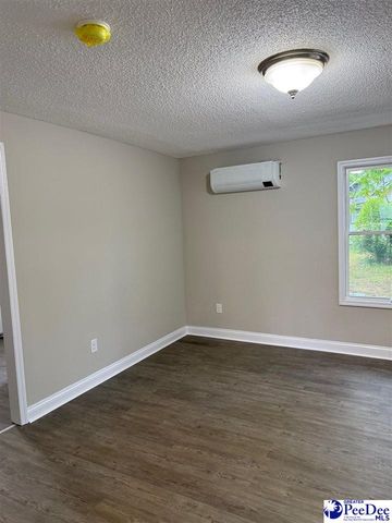 702 E Liberty Street, Marion, SC 29571
