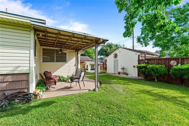 3462 Lawnview St, Corpus Christi, TX 78411