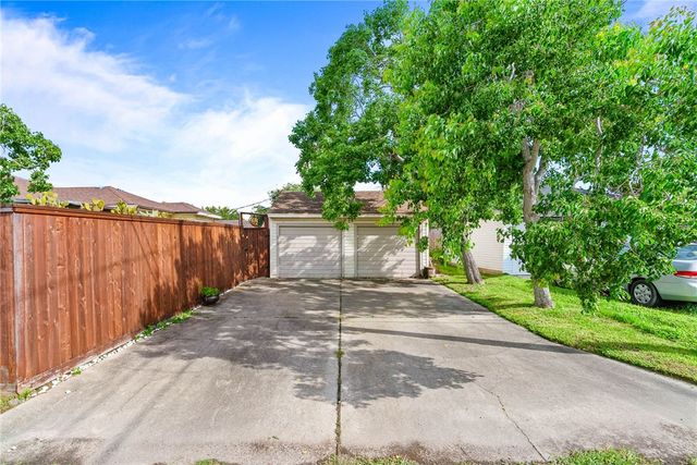 3462 Lawnview St, Corpus Christi, TX 78411