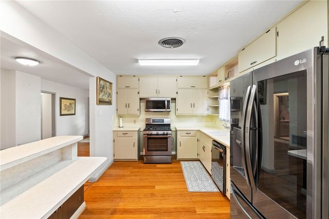 3462 Lawnview St, Corpus Christi, TX 78411