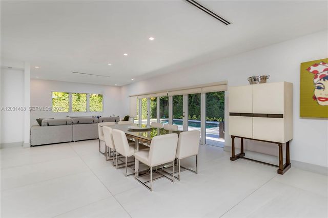 301 E Shore Dr E 301, Miami, FL 33133