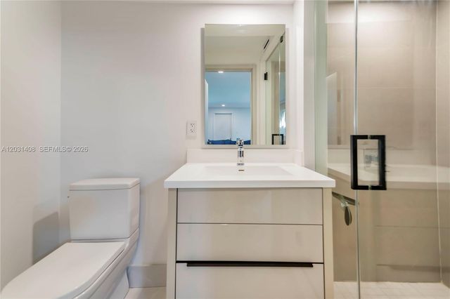 301 E Shore Dr E 301, Miami, FL 33133