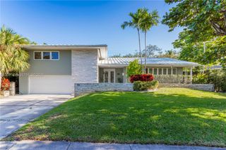 301 E Shore Dr E 301, Miami, FL 33133