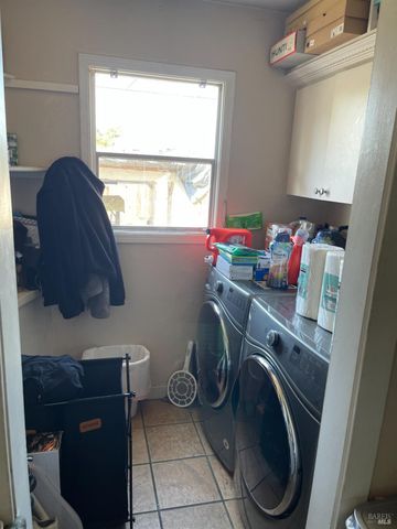 2936 IRWIN St, Vallejo, CA 94591