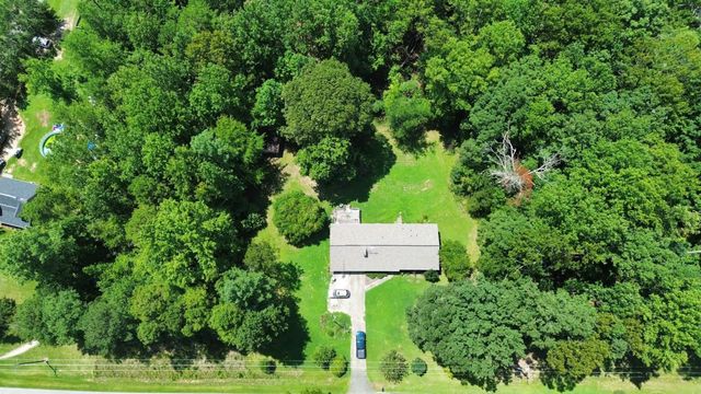 1524 Corinth Rd, Gaffney, SC 29340