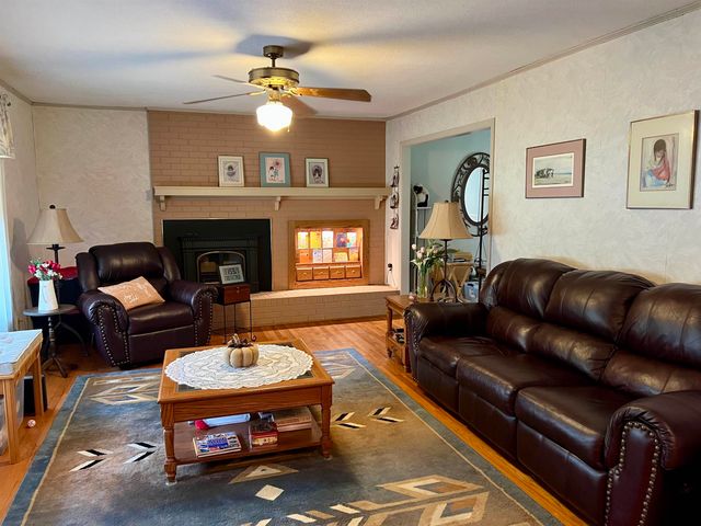 1524 Corinth Rd, Gaffney, SC 29340