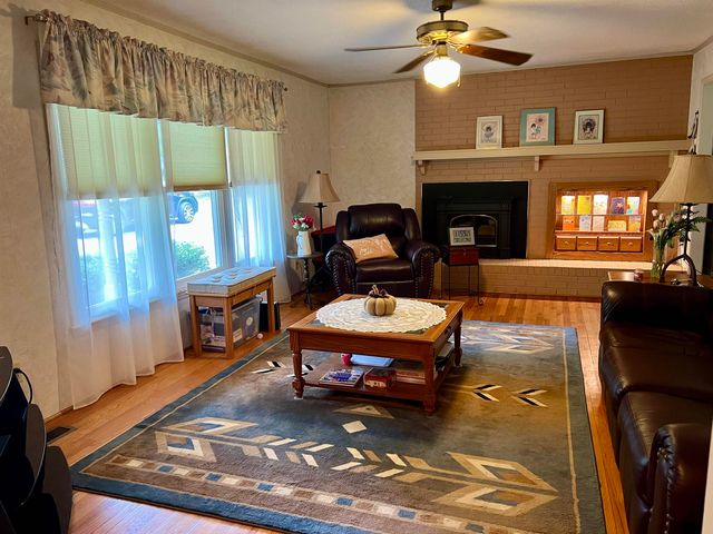 1524 Corinth Rd, Gaffney, SC 29340