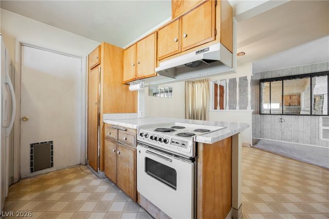 5820 Carmen Boulevard, Las Vegas, NV 89108