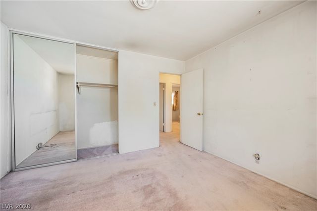5820 Carmen Boulevard, Las Vegas, NV 89108