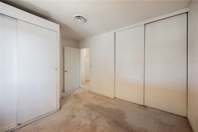 5820 Carmen Boulevard, Las Vegas, NV 89108