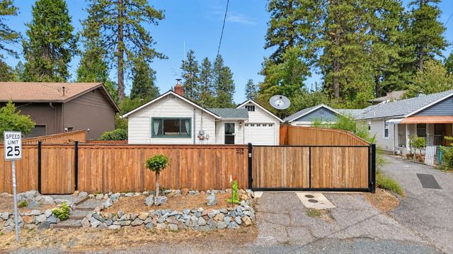 134 E Empire St, Grass Valley, CA 95945