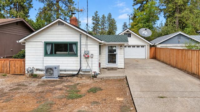 134 E Empire St, Grass Valley, CA 95945