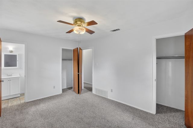 1716 Chip N Dale Drive, Arlington, TX 76012