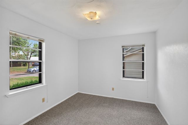 1716 Chip N Dale Drive, Arlington, TX 76012