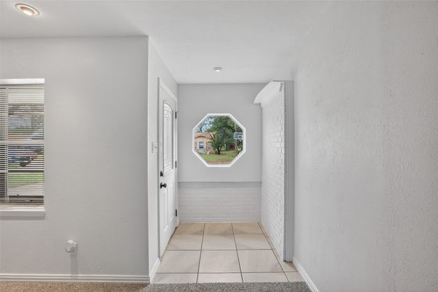 1716 Chip N Dale Drive, Arlington, TX 76012