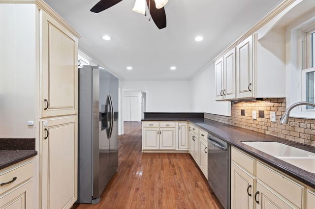 83 E Circle Drive, Rossville, GA 30741