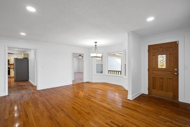 83 E Circle Drive, Rossville, GA 30741