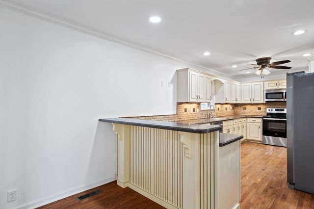 83 E Circle Drive, Rossville, GA 30741