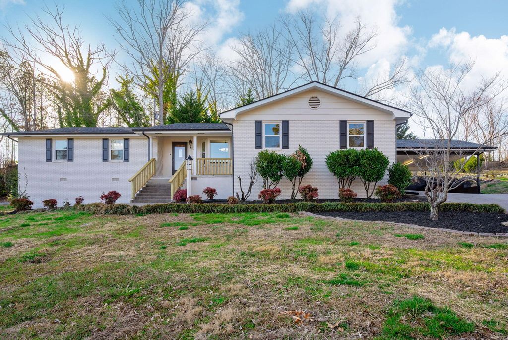 83 E Circle Drive, Rossville, GA 30741