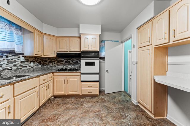 6230 LAURELTON AVE, Baltimore, MD 21214