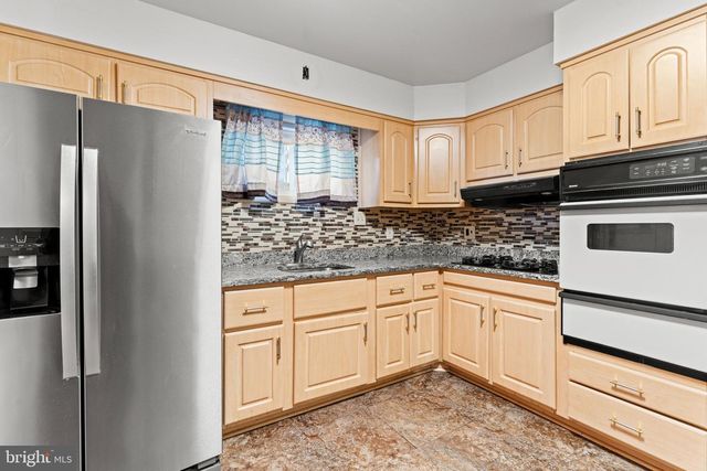 6230 LAURELTON AVE, Baltimore, MD 21214