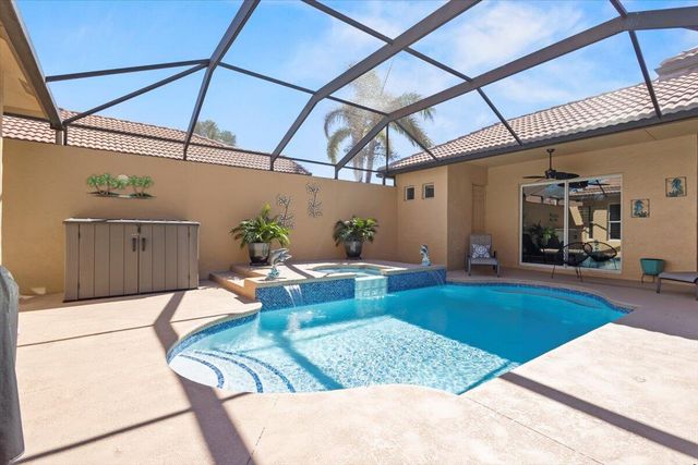 814 SW Saint Julien Court, Port St. Lucie, Port St Lucie, FL 34986