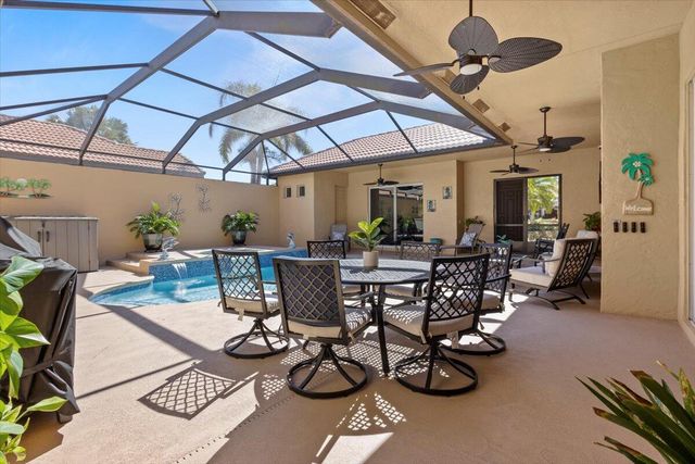 814 SW Saint Julien Court, Port St. Lucie, Port St Lucie, FL 34986