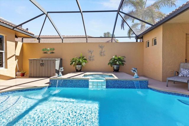 814 SW Saint Julien Court, Port St. Lucie, Port St Lucie, FL 34986