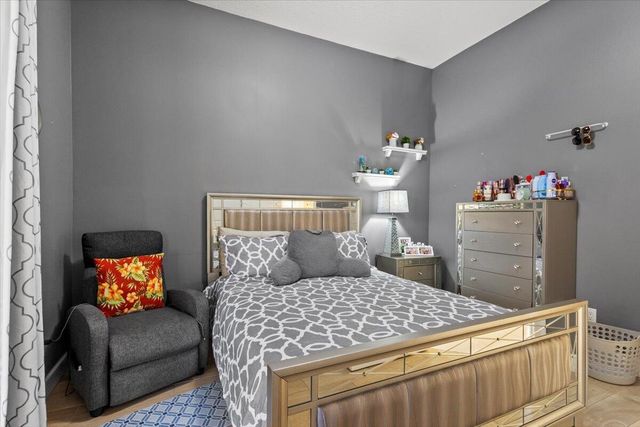 814 SW Saint Julien Court, Port St. Lucie, Port St Lucie, FL 34986