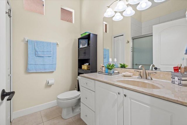 814 SW Saint Julien Court, Port St. Lucie, Port St Lucie, FL 34986