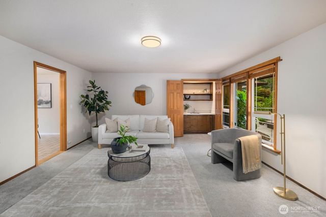 12255 SE 233rd Street, Kent, WA 98031