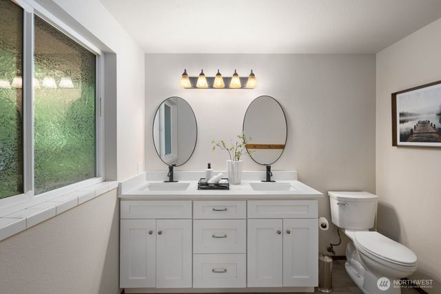 12255 SE 233rd Street, Kent, WA 98031