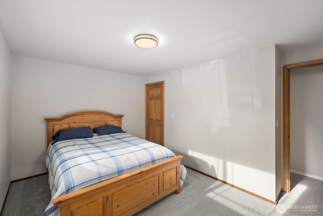 12255 SE 233rd Street, Kent, WA 98031