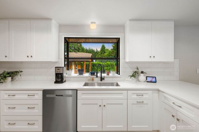 12255 SE 233rd Street, Kent, WA 98031