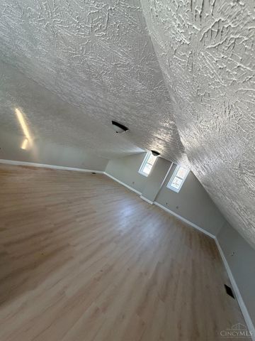 1321 Oxford State Road, Middletown, OH 45044