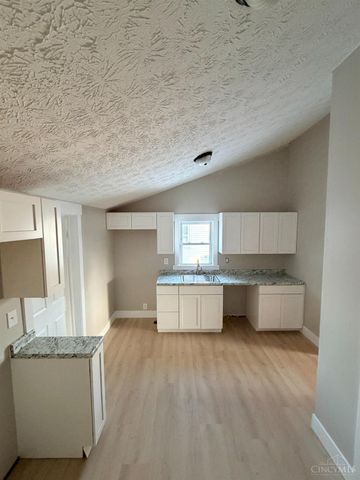 1321 Oxford State Road, Middletown, OH 45044