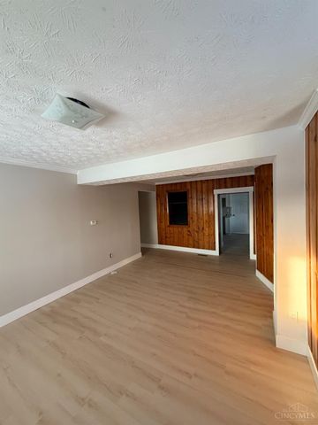 1321 Oxford State Road, Middletown, OH 45044