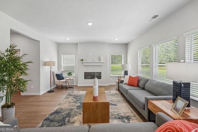 22 Rise Road, Adairsville, GA 30103