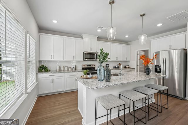 22 Rise Road, Adairsville, GA 30103