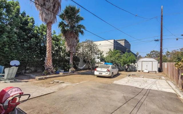 5657 FOUNTAIN AVE, Hollywood, CA 90028